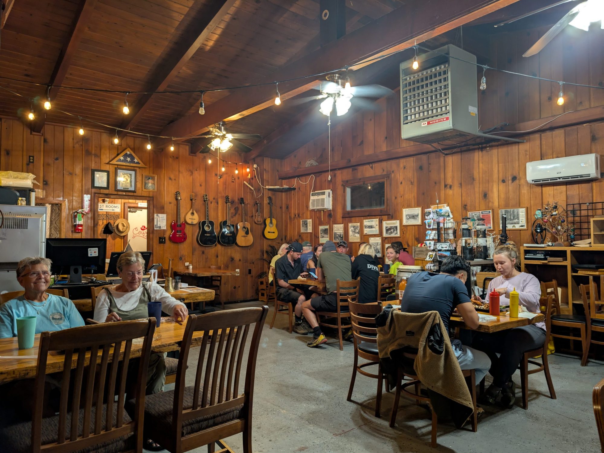 PXL_20250906_035227975